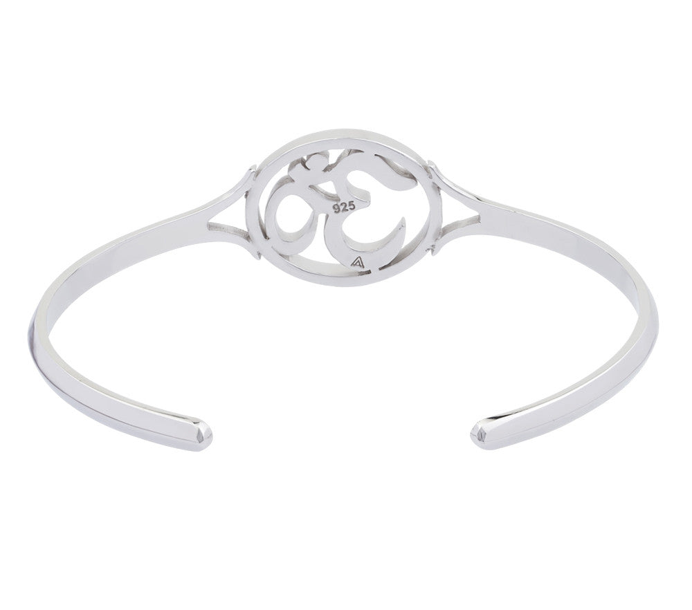 Om Cuff