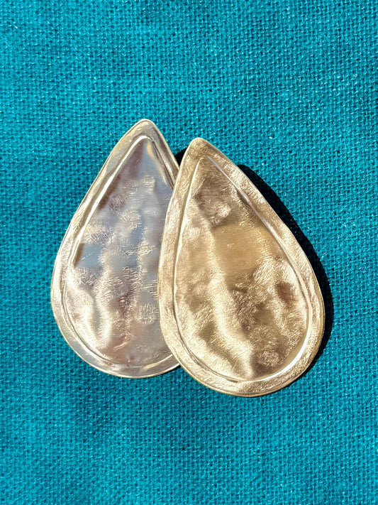 Amunet Stud