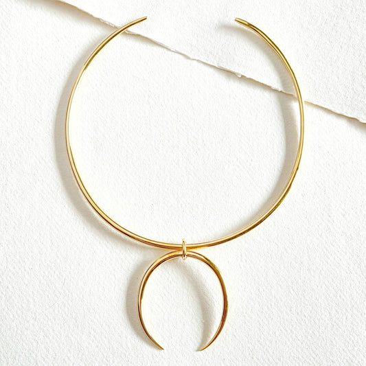 Solid brass smooth minimal collar arc claw necklace talan