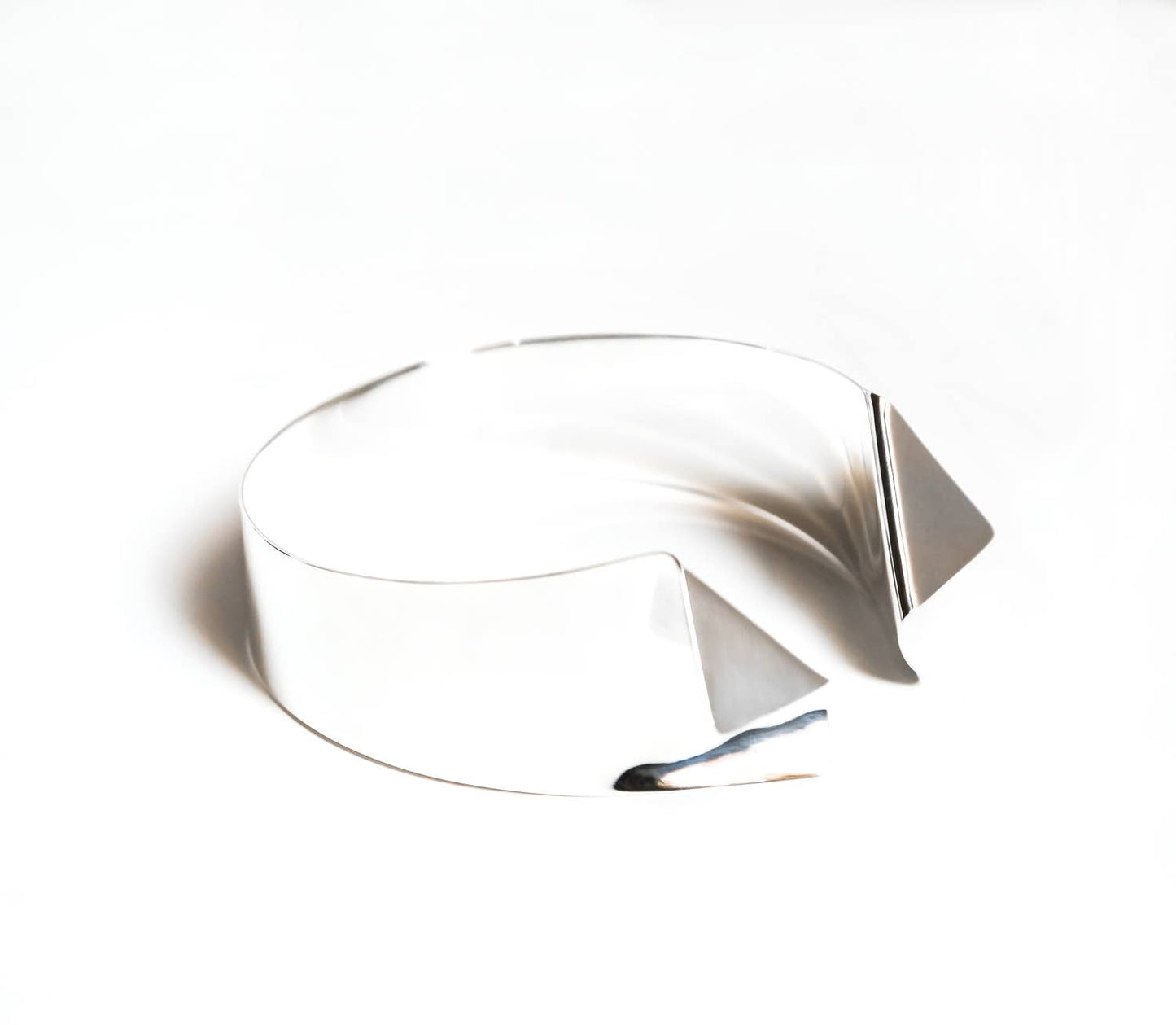 Brass or silver small tuxedo collar necklace runway